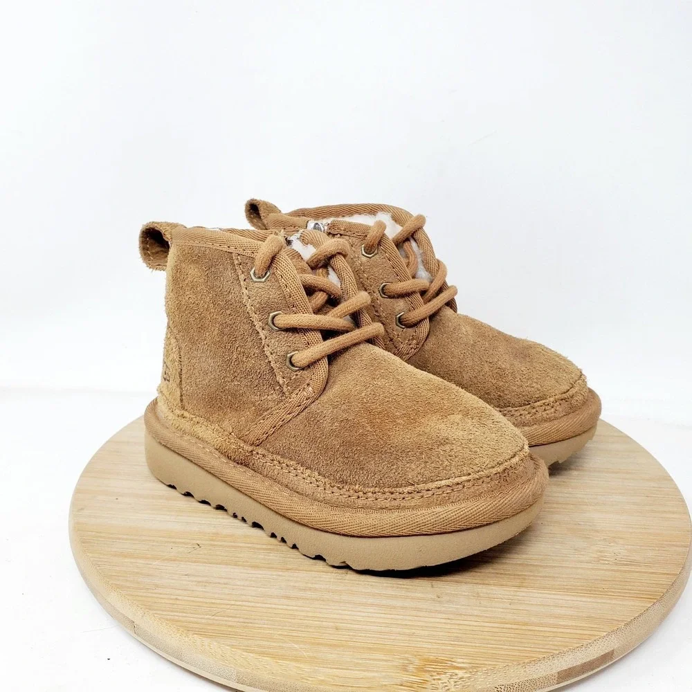 UGG Boots Kids 7 Neumel Brown Suede Shearling Chukka Shoes Little Boy‎ Toddler